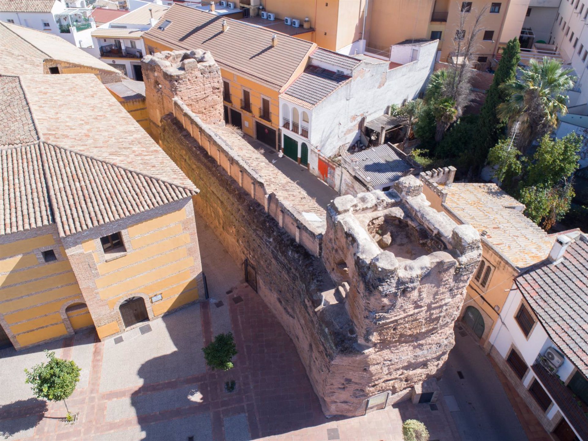 Comienzan las obras de conservación de dos torreones y del lienzo de la ...